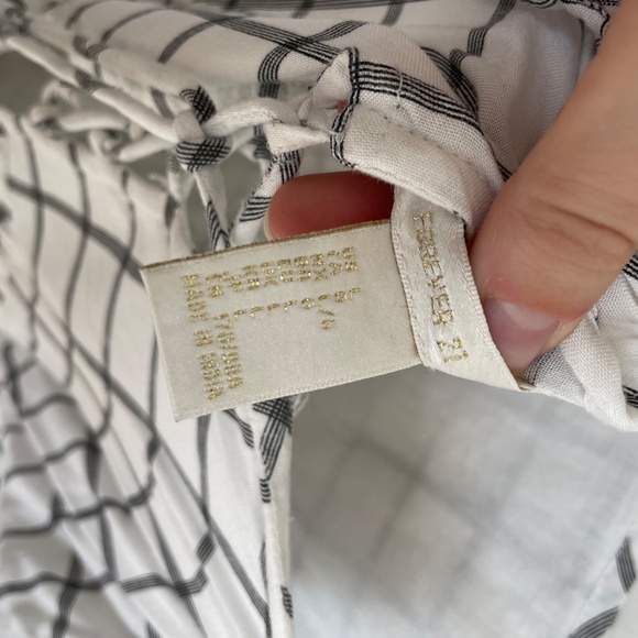 Summer dress - Picture 3 of 3